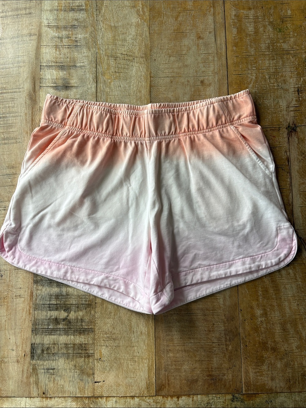 Lilly Pulitzer Women’s Ombre Shorts size M